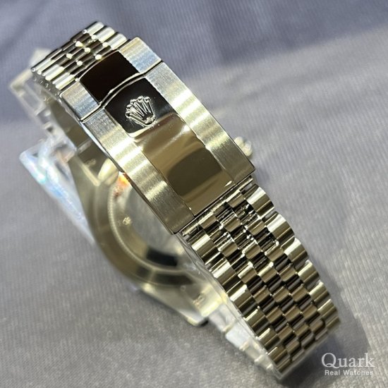 ロレックス デイトジャスト41 Ref.126300