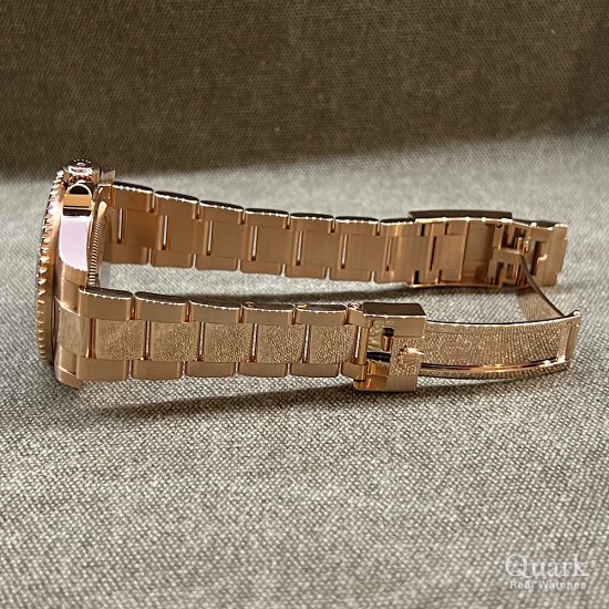 ロレックス GMTマスターII Ref.126715CHNR